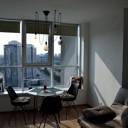In The Sky Apartment Киев Экстерьер фото