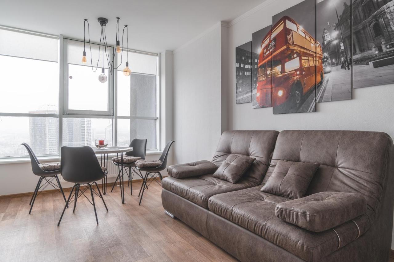 In The Sky Apartment Киев Экстерьер фото