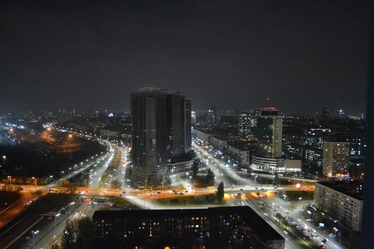 In The Sky Apartment Киев Экстерьер фото