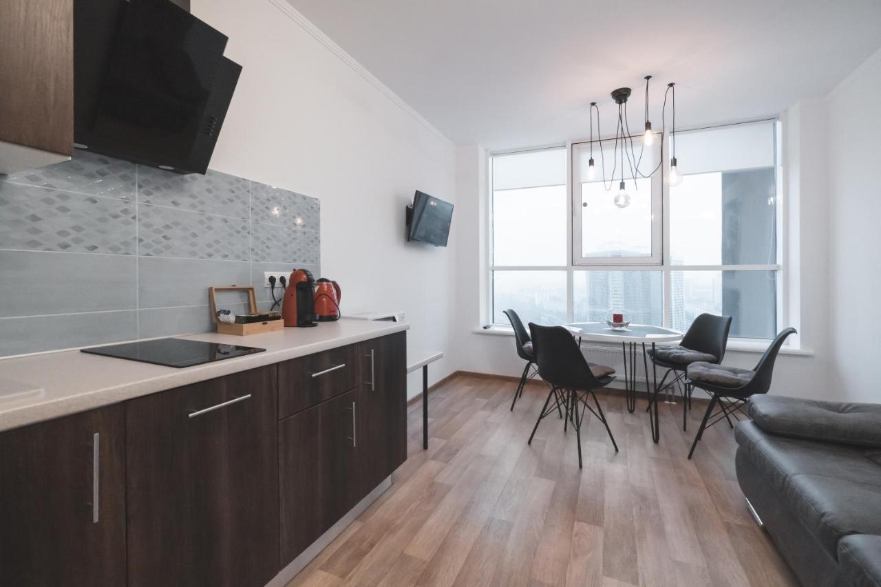In The Sky Apartment Киев Экстерьер фото