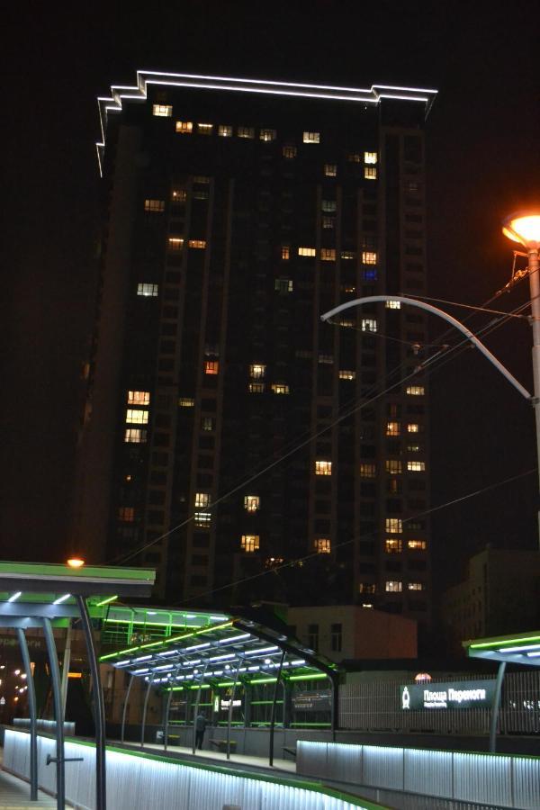 In The Sky Apartment Киев Экстерьер фото
