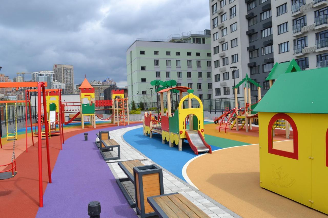 In The Sky Apartment Киев Экстерьер фото