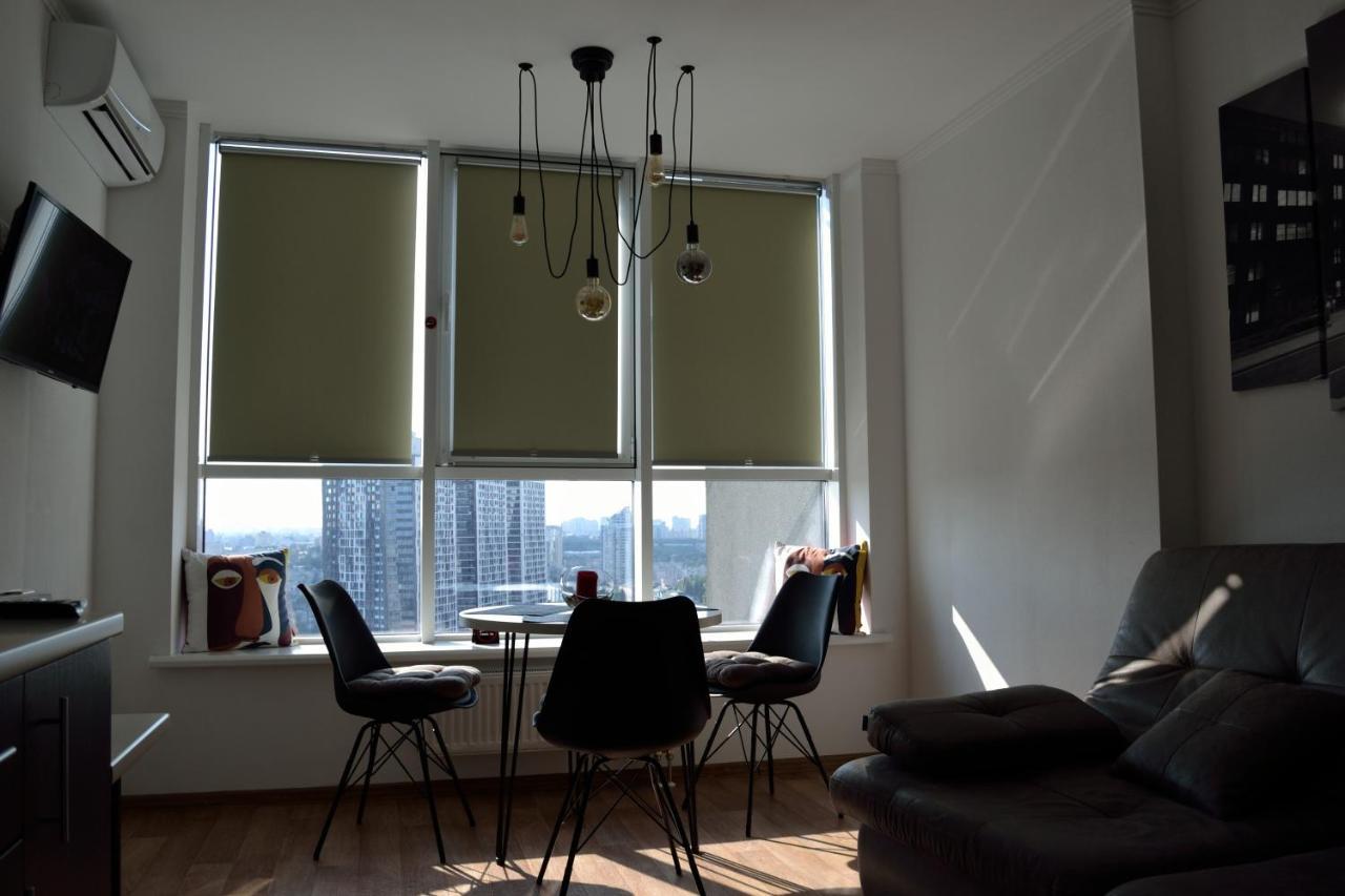 In The Sky Apartment Киев Экстерьер фото
